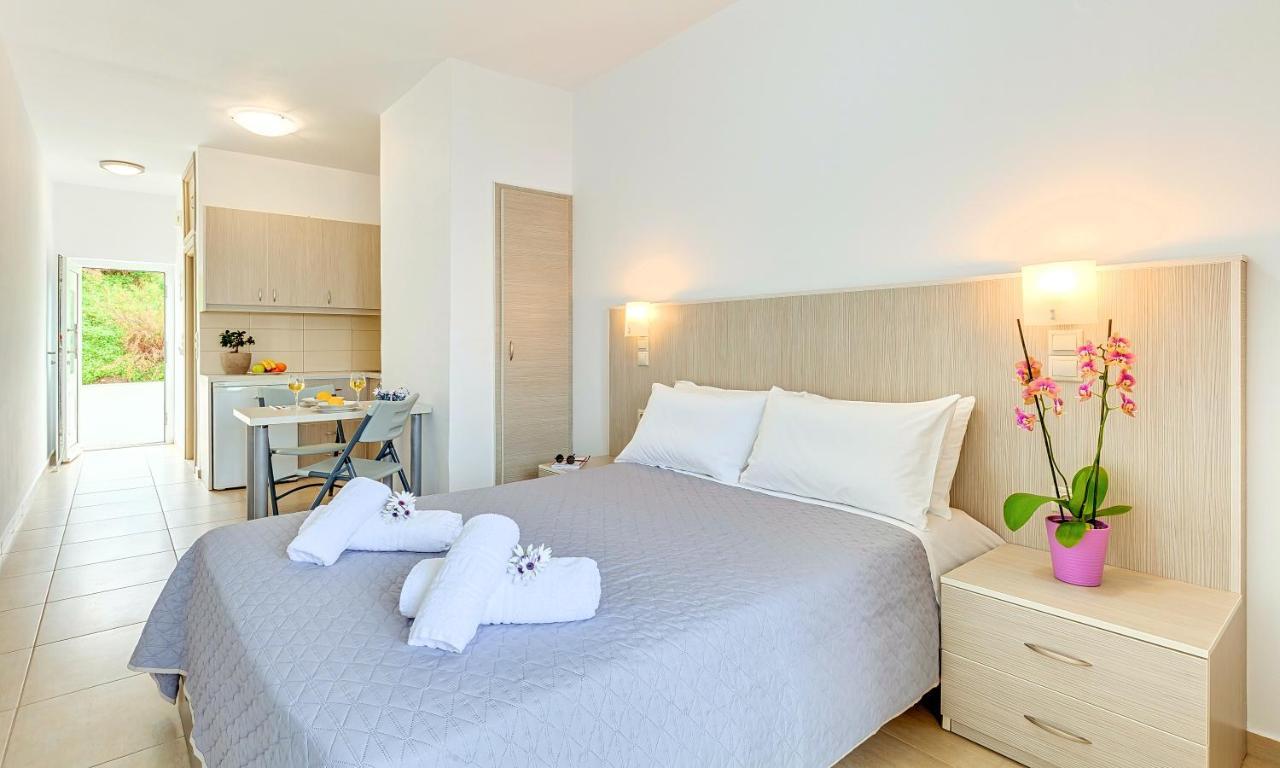 Fodele Beachfront Apts, Βy Idealstay Experience ภายนอก รูปภาพ